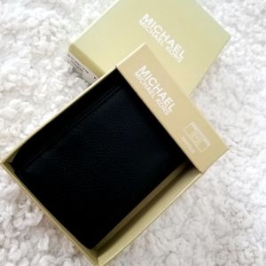 Michael Kors Trifold Wallet